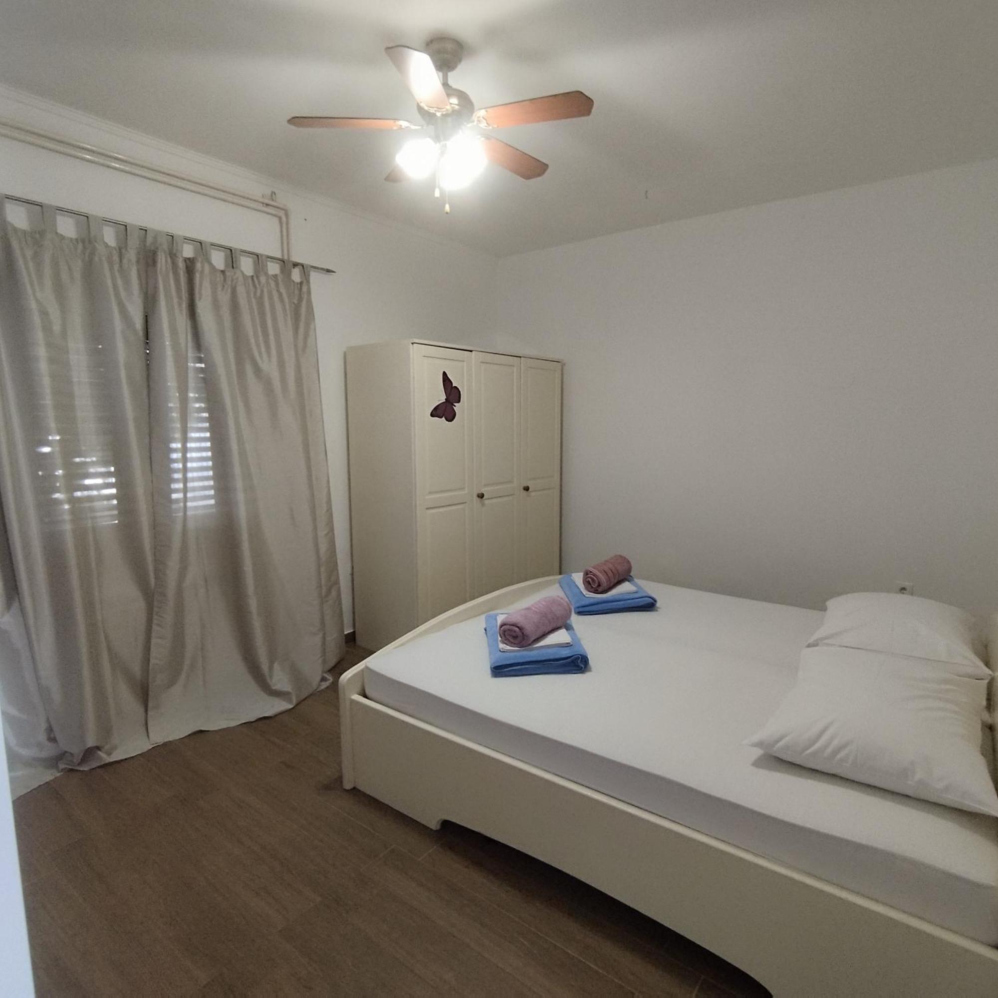 Apartments Jakovljevic Grebastica Exterior photo